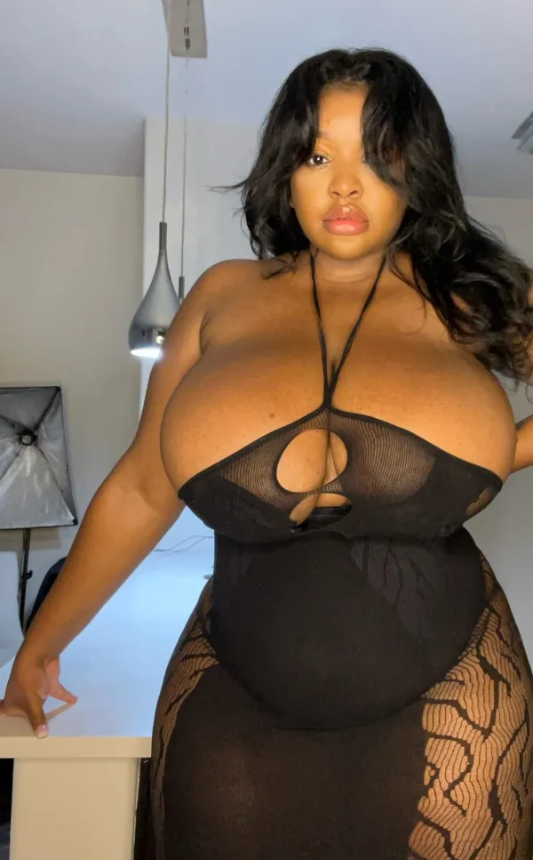 NIKITAXX EBONY Avatar Bg