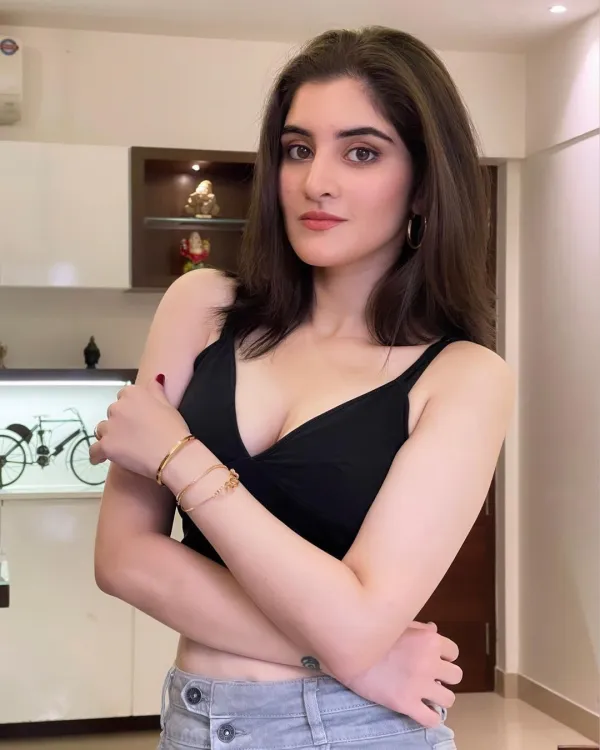 Nisha Khan Avatar Bg