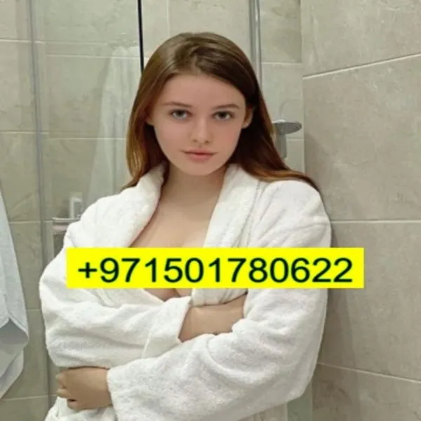 Hania Khan Avatar Bg