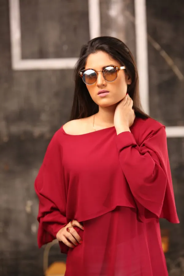 Escorts In Dubai Avatar Bg