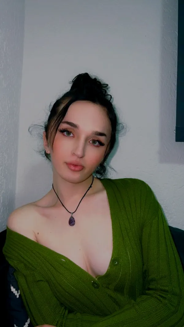 Svetlana Avatar Bg