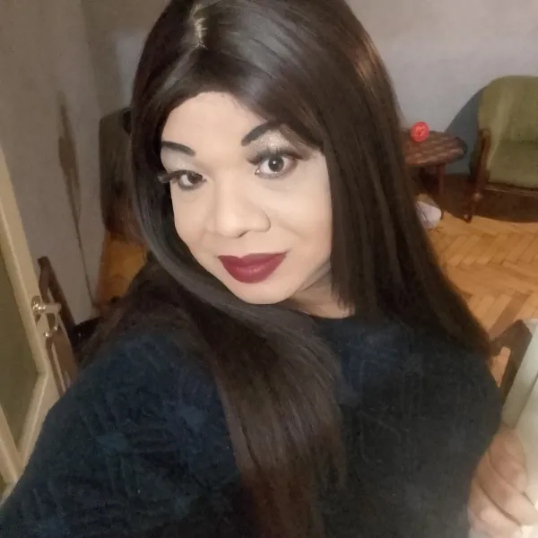 Lisett Avatar Bg