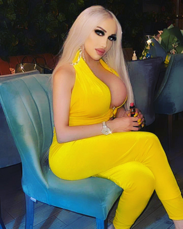 Transsexual women from Armenia with big tits-big-4