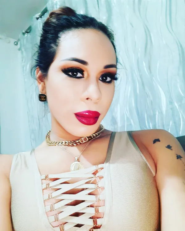 Alexa Avatar Bg