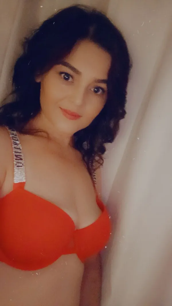 Laviniya Avatar Bg