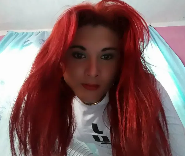 Alejandra Avatar Bg