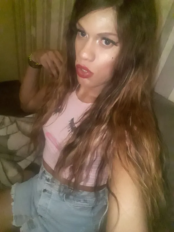 Karla Avatar Bg