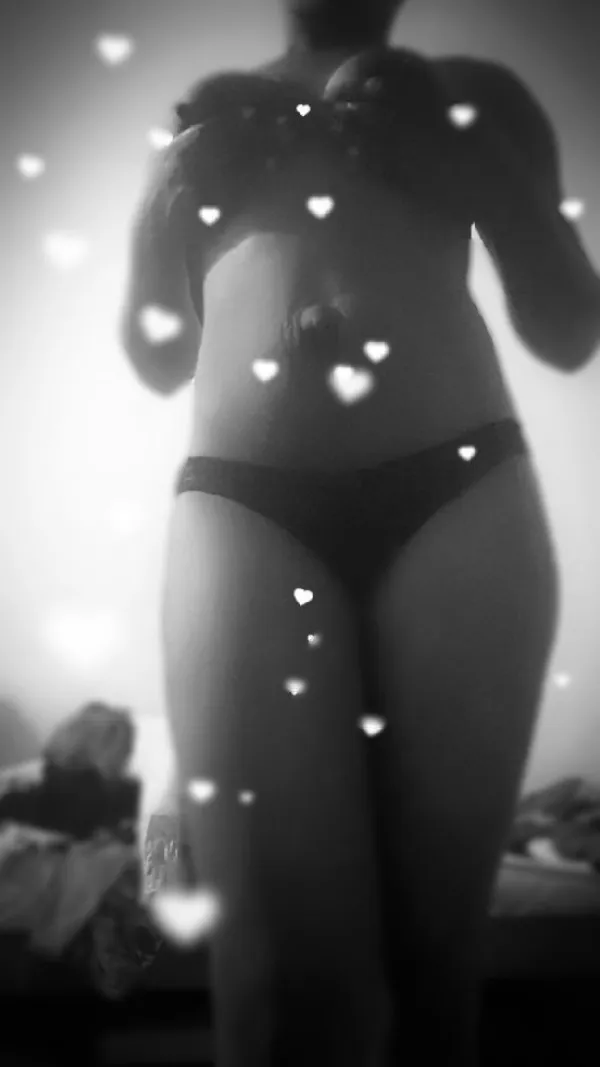 Micaela Avatar Bg