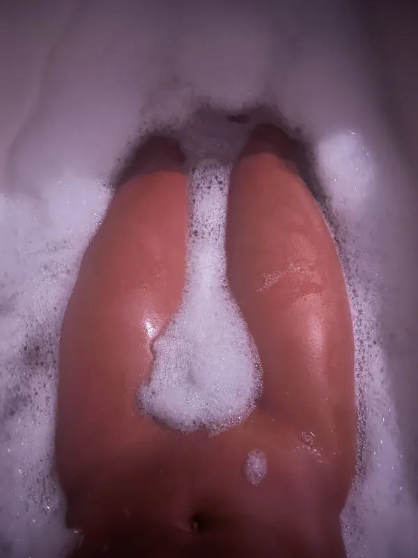 Maria Gimbi Avatar Bg