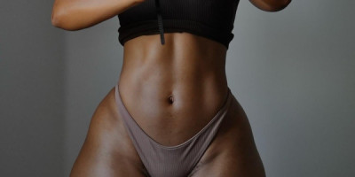 Sou uma jovem bem sexy. Faço massagens eróticas e relaxantes também tantricas convivio