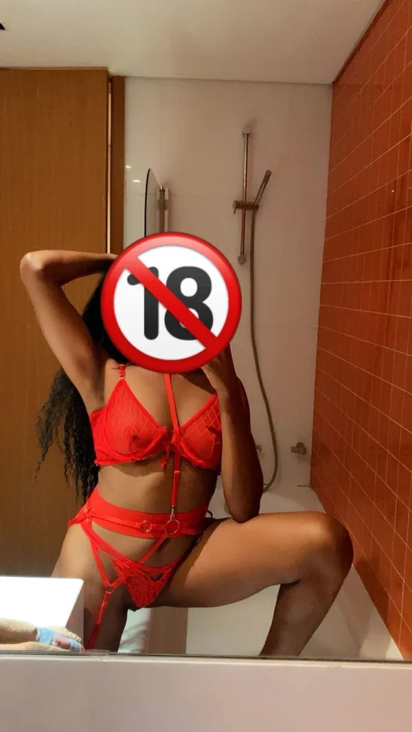 Acompanhantes Angola Avatar Bg