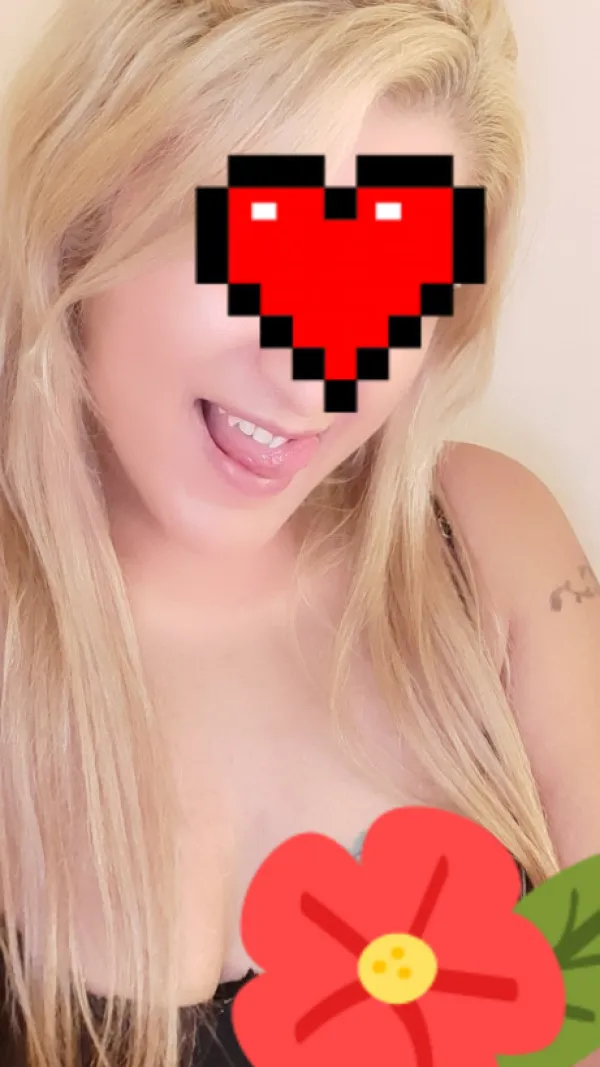 Camila Avatar Bg