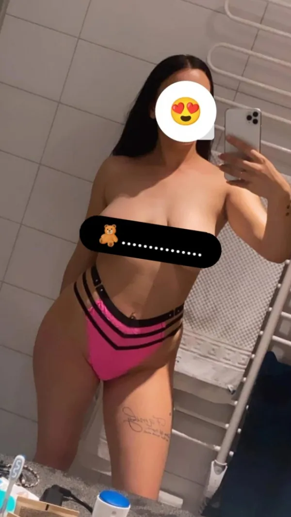 Lena Avatar Bg