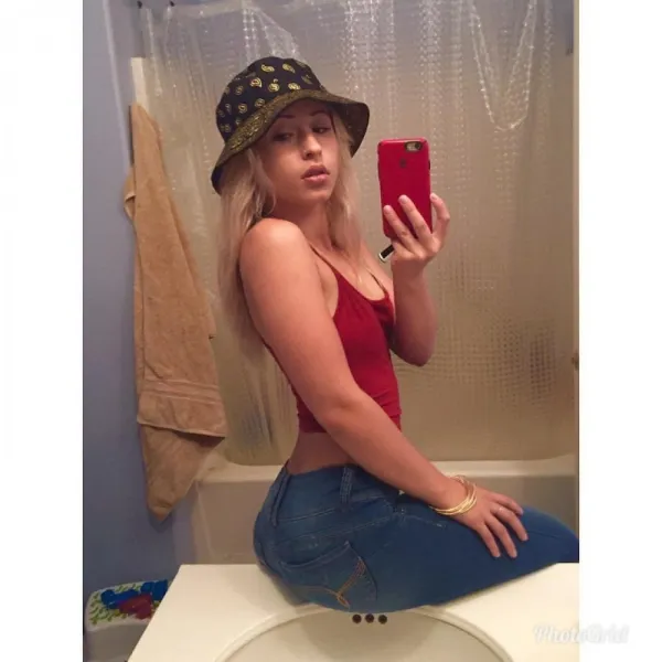 Taniapapel Avatar Bg