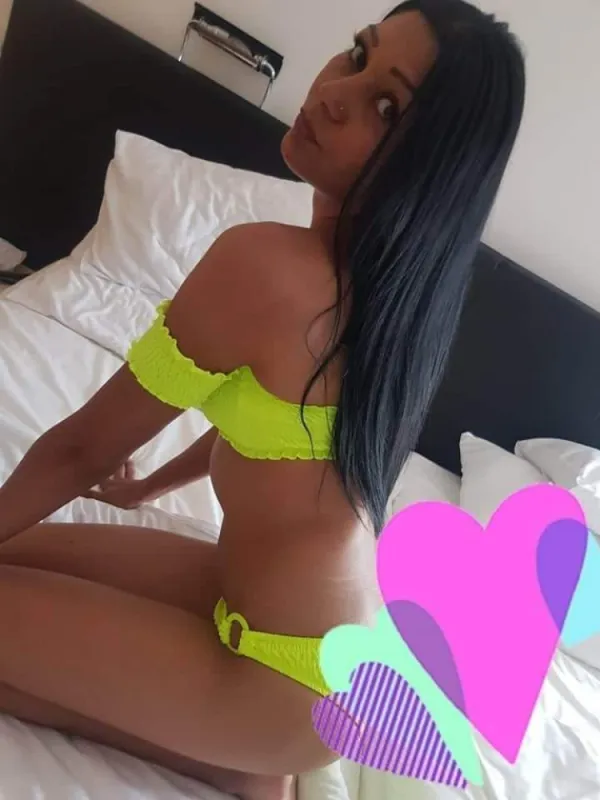 Melina Avatar Bg