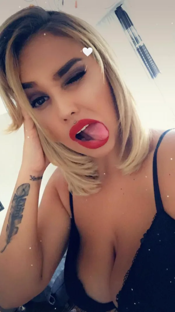 Anabell Avatar Bg
