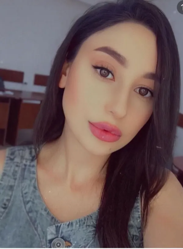 Zumrud Avatar Bg