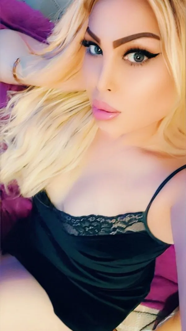 Alina Avatar Bg