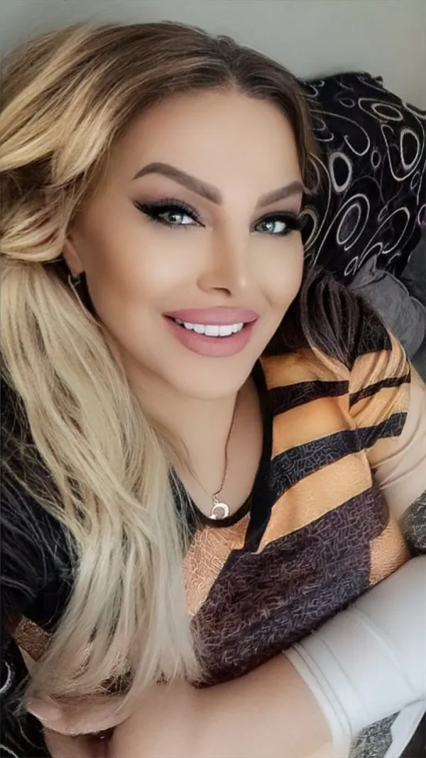 Alina Avatar Bg