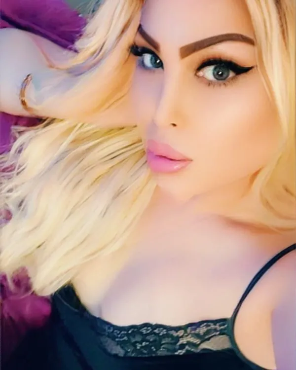 Alina Avatar Bg