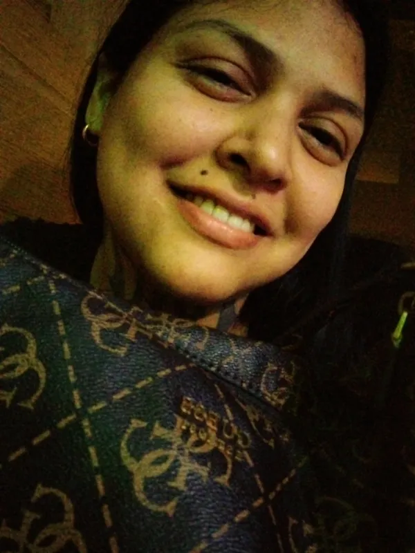 Perla Dulce Avatar Bg