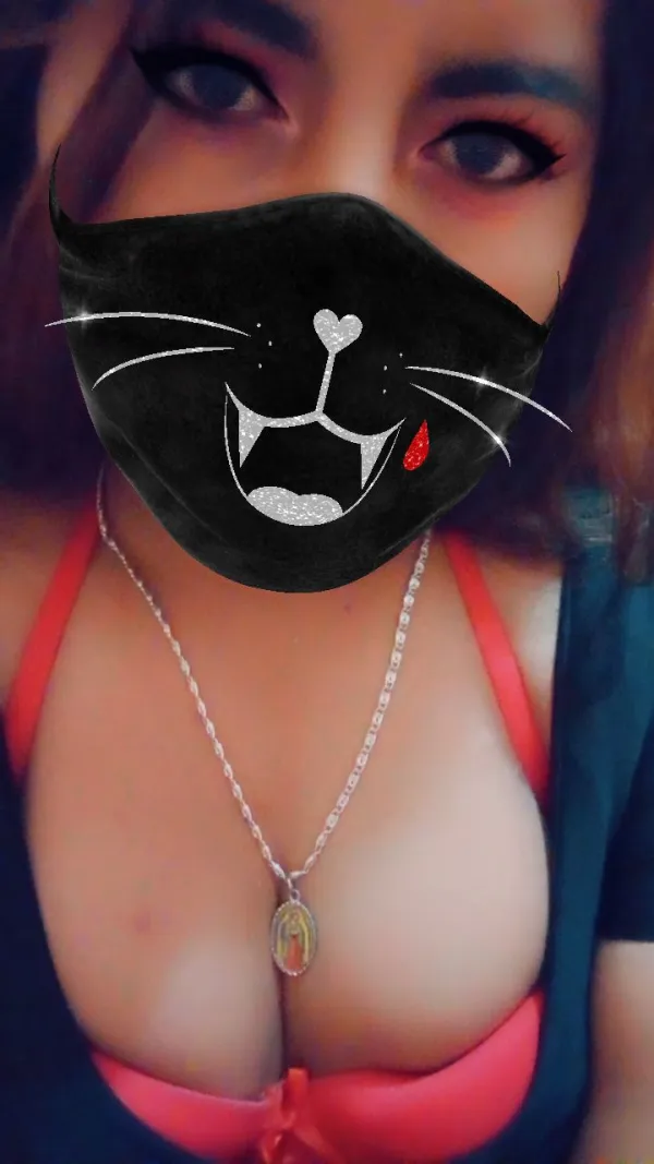 Mía Avatar Bg
