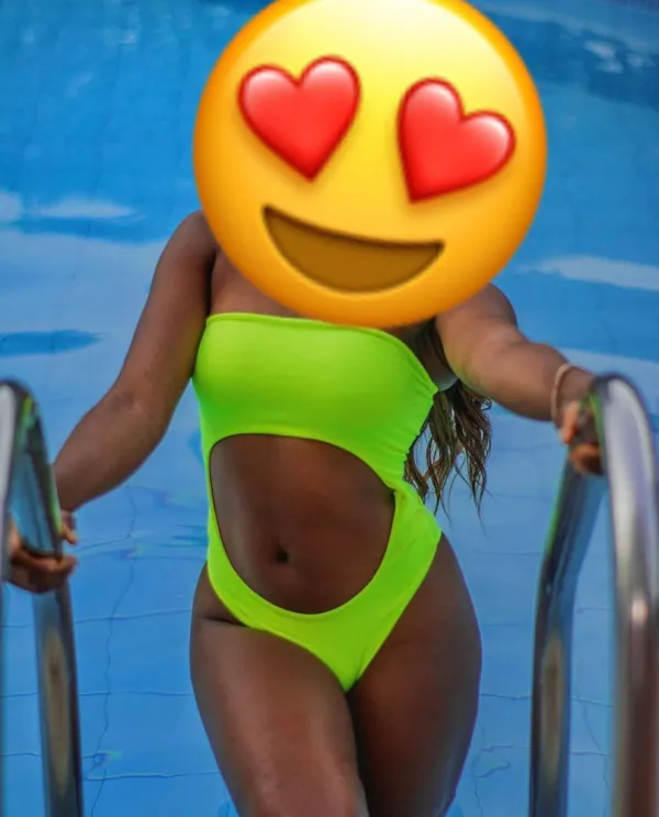 Marcela Avatar Bg