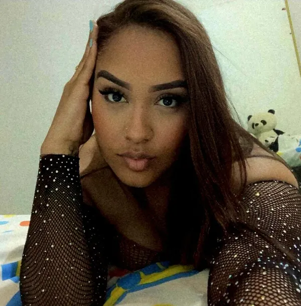 Juliana Avatar Bg