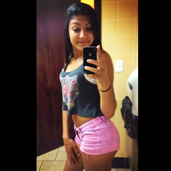 Nisa Avatar Bg