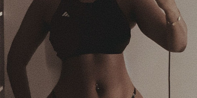 Colombian woman thig and beautiful chocolate in Nassau