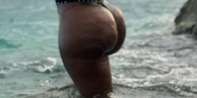 Are you looking for some discreet fun???