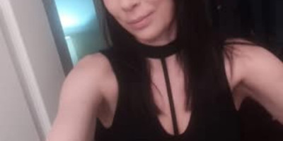 ARE YOU BORED? CUM SEE ME NOW FOR SOME FUN!