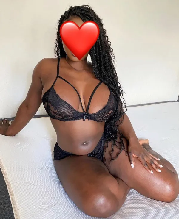 Marocaine Black Avatar Bg
