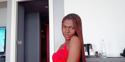 Black transexuelle sur Abidjan uniquement pour vos désirs et assouvir vos fantasme