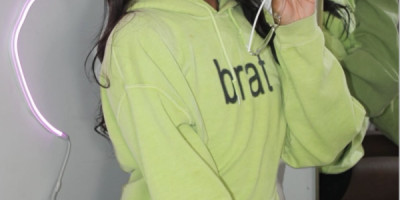 Latifa je vie à la Riviera palmerais je suis ici pour tout type de service