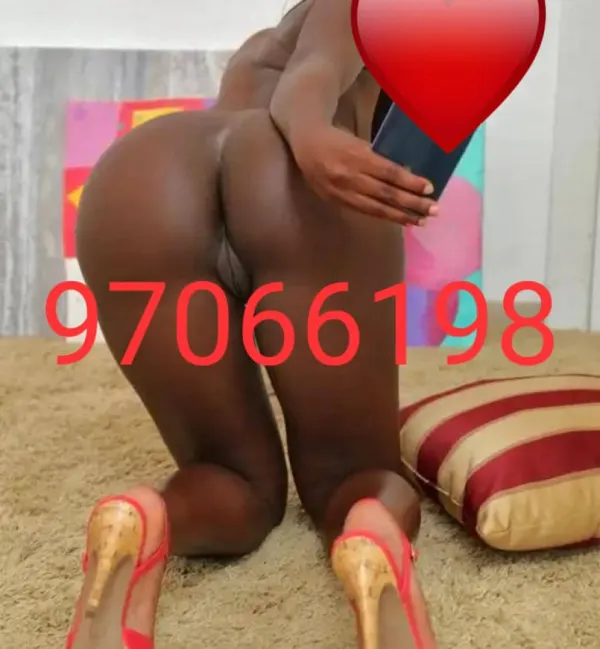 Lucia Avatar Bg