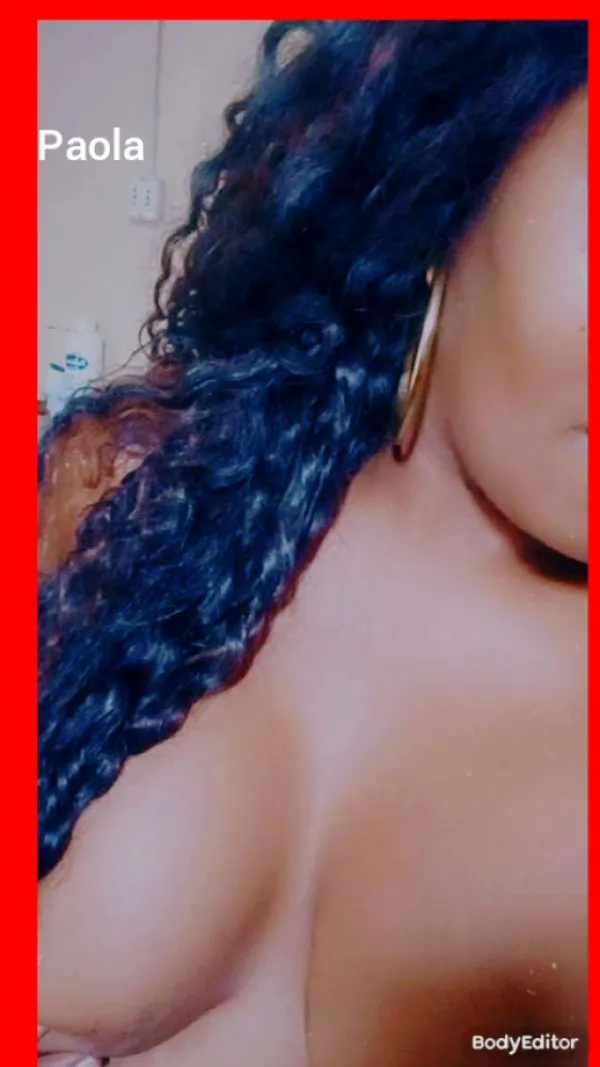 Paola Avatar Bg