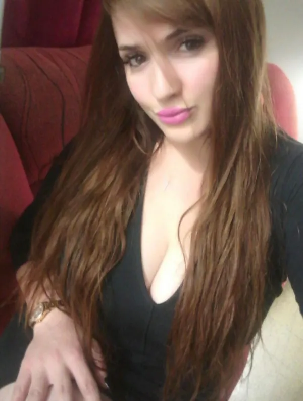 Evelyn Avatar Bg