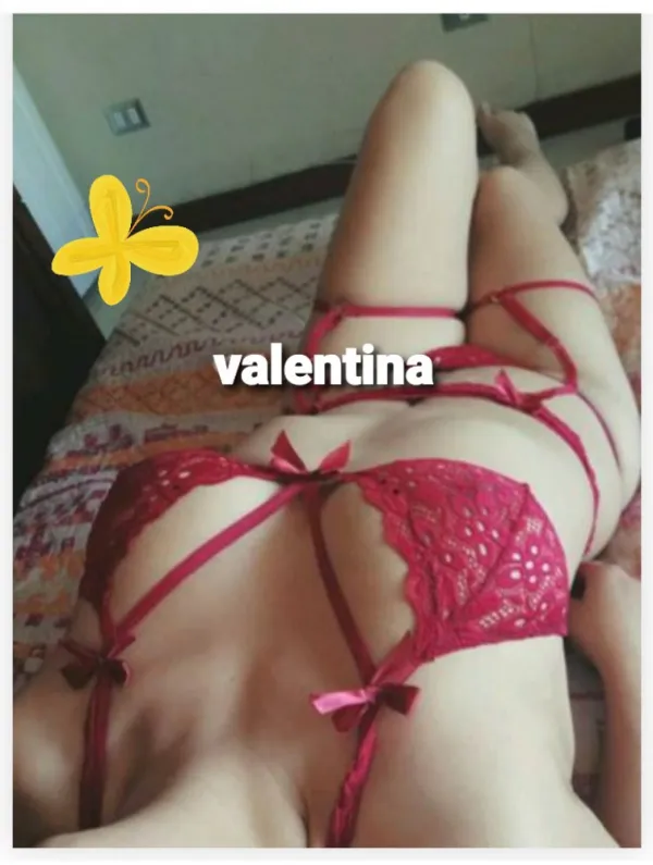 VALENTINA Avatar Bg
