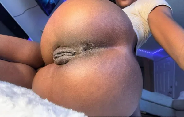 Petassenaomi Avatar Bg