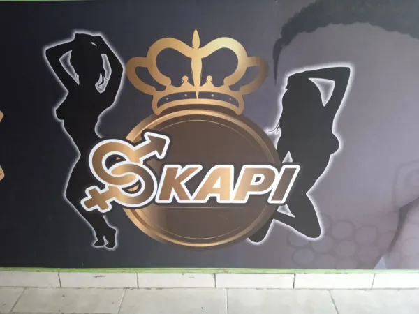 Okapi Avatar Bg
