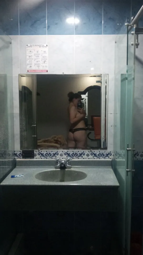 Rocio Avatar Bg