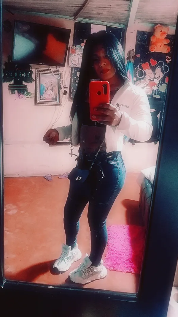 Vanesa Avatar Bg