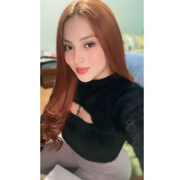 Verónica Avatar Bg