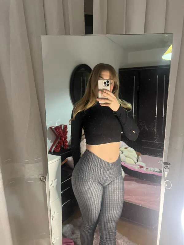 Maria Avatar Bg