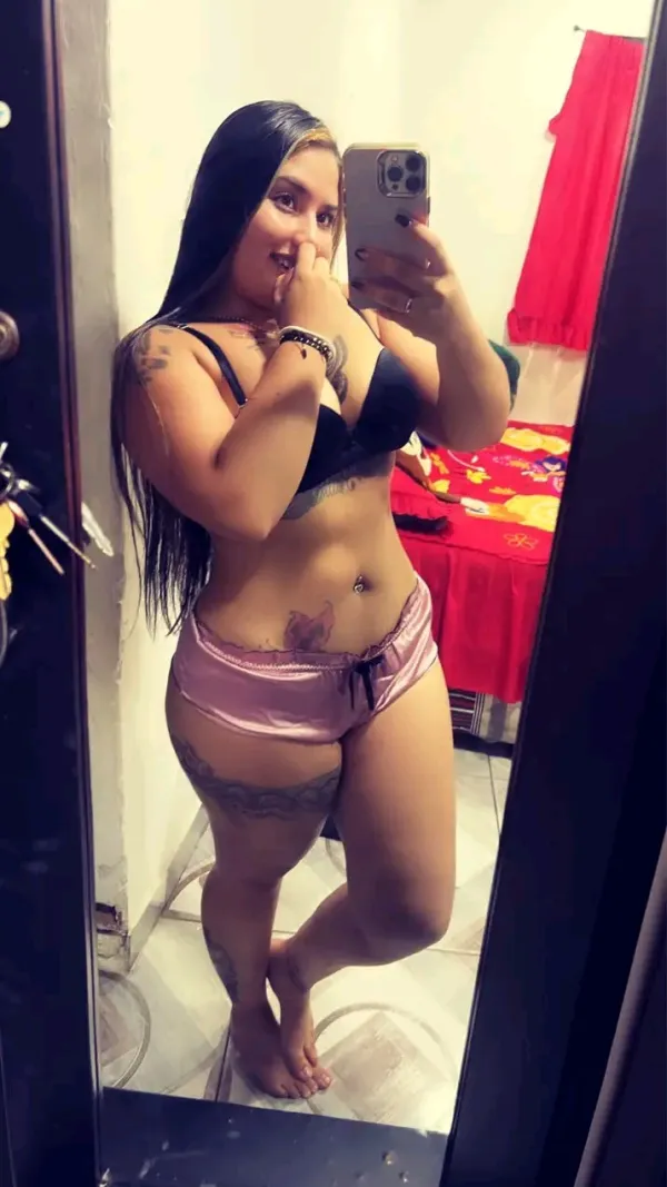 Xiomara Avatar Bg