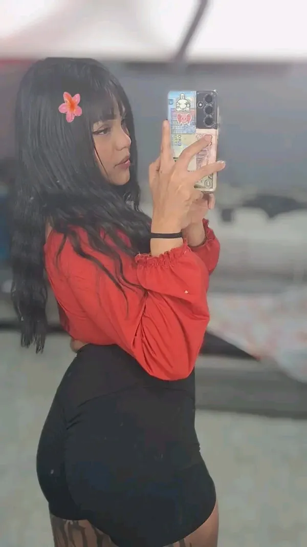 Andrea Avatar Bg