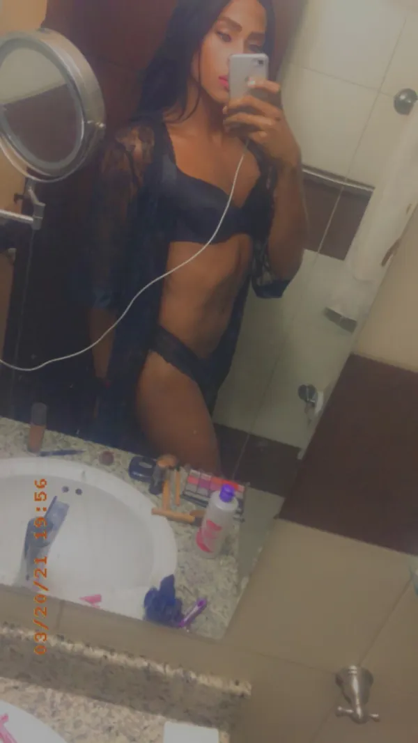 Ximena Rico Avatar Bg
