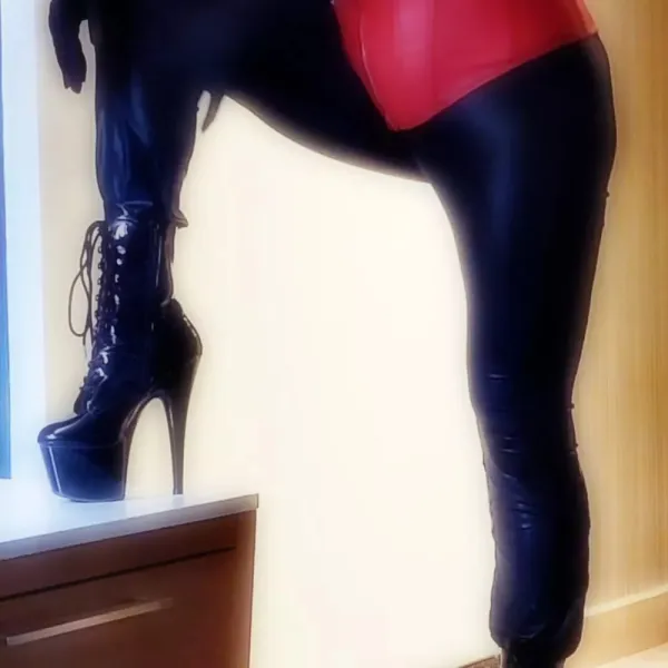 Mistress BDSM Avatar Bg