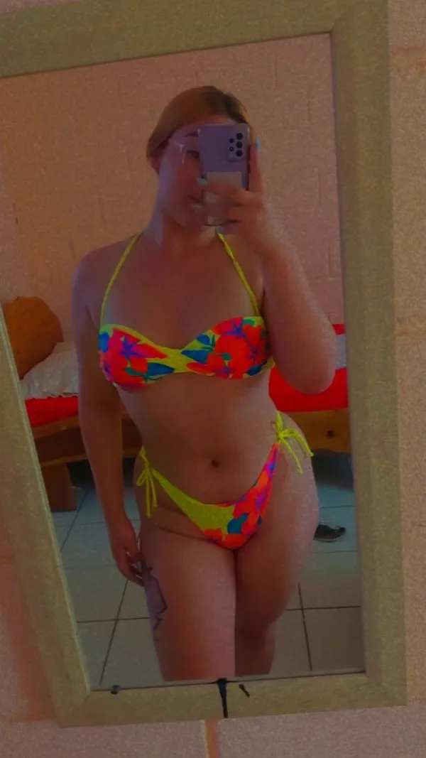 Melissa Avatar Bg